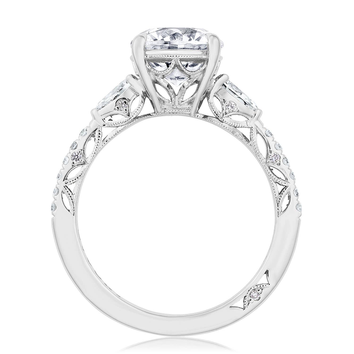 Dantela | Round 3-Stone Engagement Ring 269417RD8