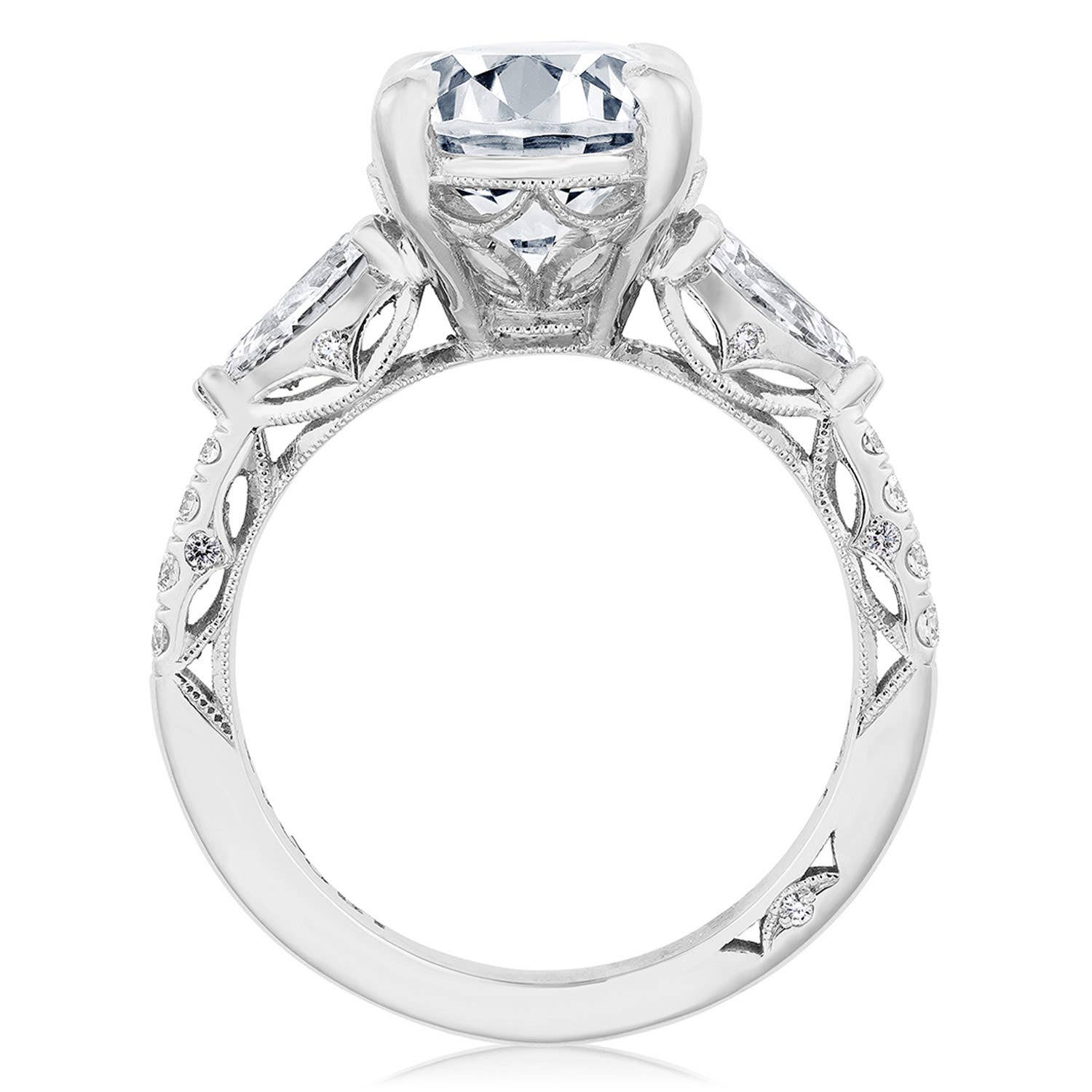 Dantela | Oval 3-Stone Engagement Ring 269522OV125X9