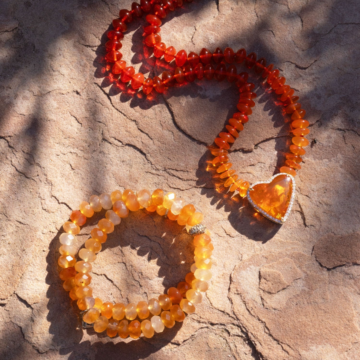 14k Carnelian Beaded Bracelet with 1 Diamond Donut - 8mm  BG001008 - TBird